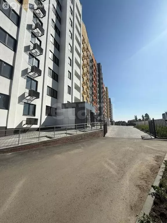 2-комнатная квартира: Саратовская область, Энгельс (57.4 м) - Фото 1