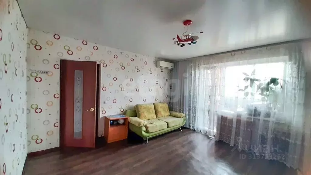 2-к кв. Хабаровский край, Комсомольск-на-Амуре Комсомольская ул., 73 ... - Фото 0