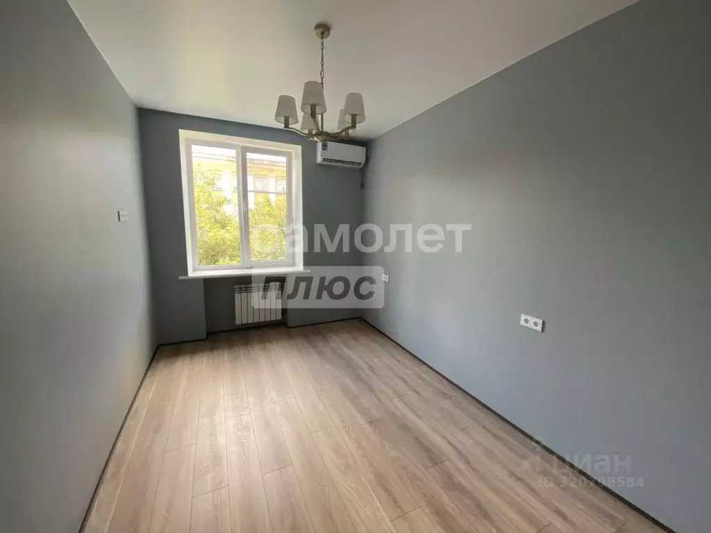 3-к кв. Волгоградская область, Волгоград ул. Мира, 24 (80.7 м) - Фото 0