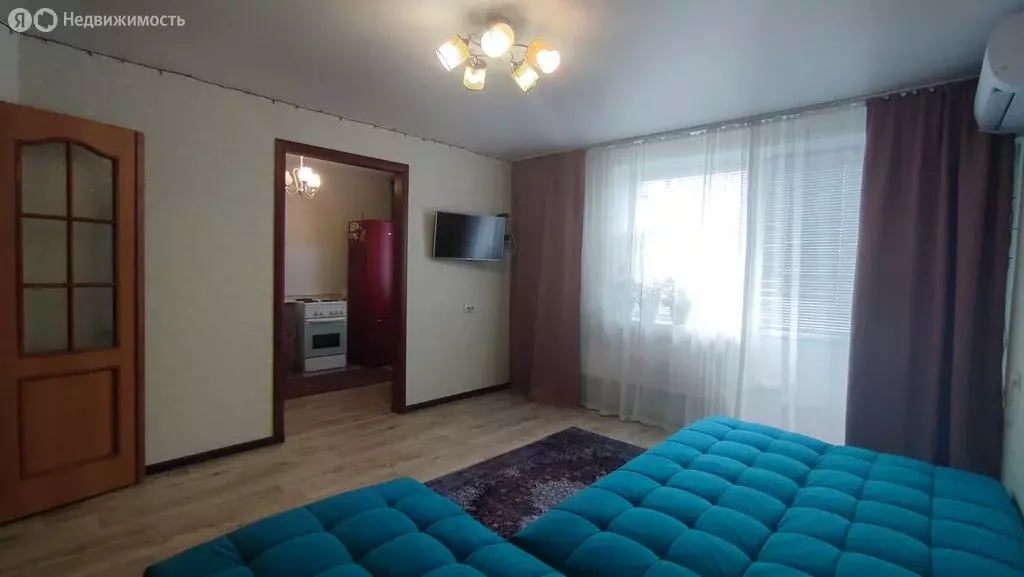 2-комнатная квартира: Саяногорск, микрорайон Центральный, 32 (52.3 м) - Фото 0
