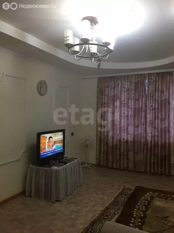 3-комнатная квартира: Чернушка, Коммунистическая улица, 12 (64.7 м) - Фото 2