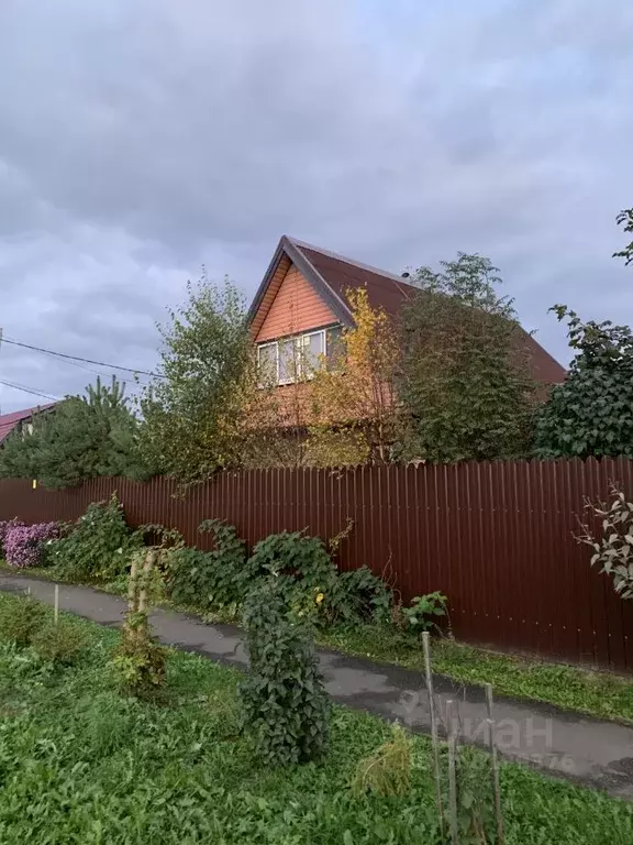 Дом в Ленинградская область, Коммунар Гатчинский район, ул. ... - Фото 0