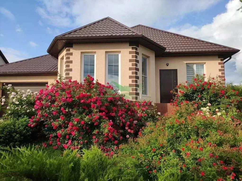 Дом в Белгородская область, Белгородский район, Никольское с/пос, с. ... - Фото 1