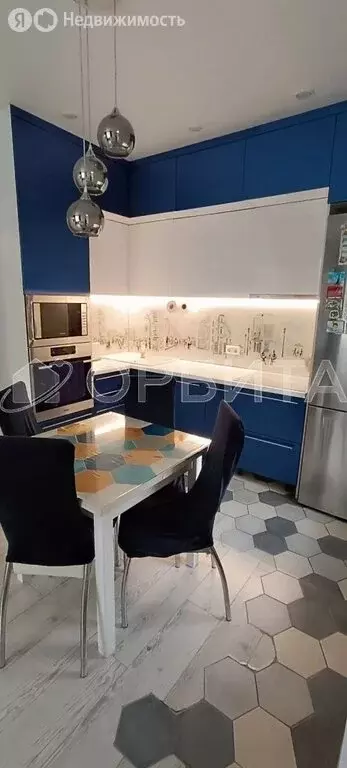 2-комнатная квартира: Тюмень, улица Фармана Салманова, 26к2 (51.9 м) - Фото 2