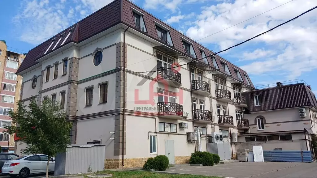Квартира-студия, 61,2 м, 4/4 эт. - Фото 1