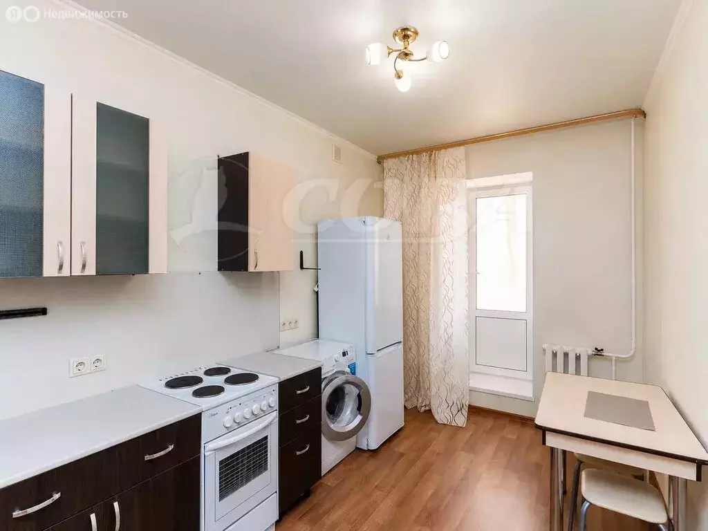 1-комнатная квартира: Тюмень, улица Николая Фёдорова, 6 (41.3 м) - Фото 1