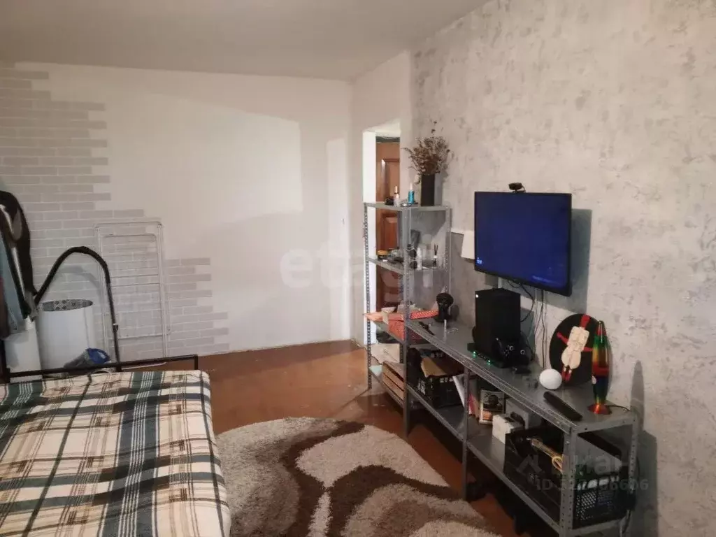 1-к кв. Кемеровская область, Березовский Комсомольский бул., 10 (30.3 ... - Фото 1