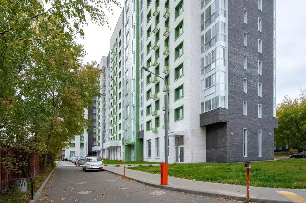 Гараж в Москва ул. Петра Романова, 18 (17 м) - Фото 2