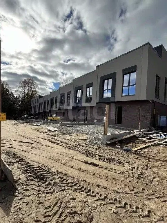 Таунхаус в Пермский край, Пермь Абаканская ул., 39 (200 м) - Фото 2