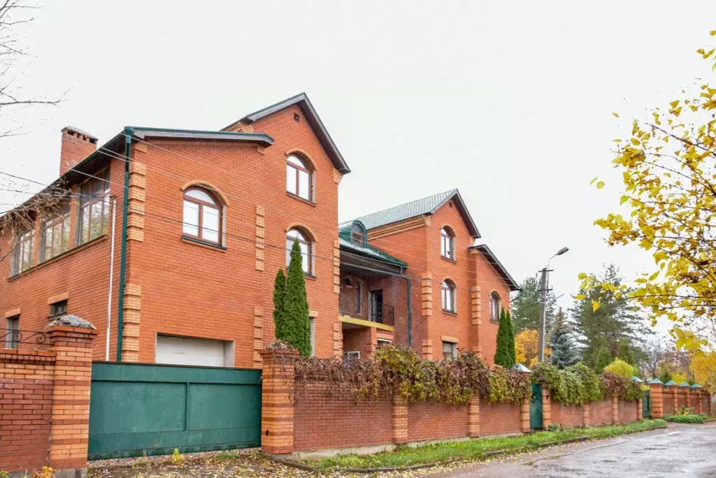 Дом в Татарстан, Казань ул. Бердэмлек (933 м) - Фото 1