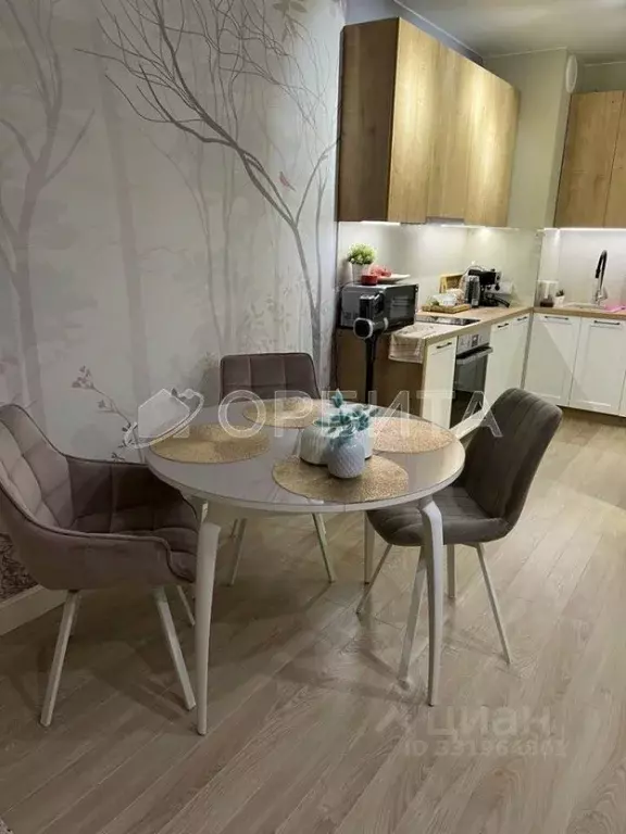 1-к кв. Тюменская область, Тюмень ул. Федюнинского, 30к4 (40.3 м) - Фото 1