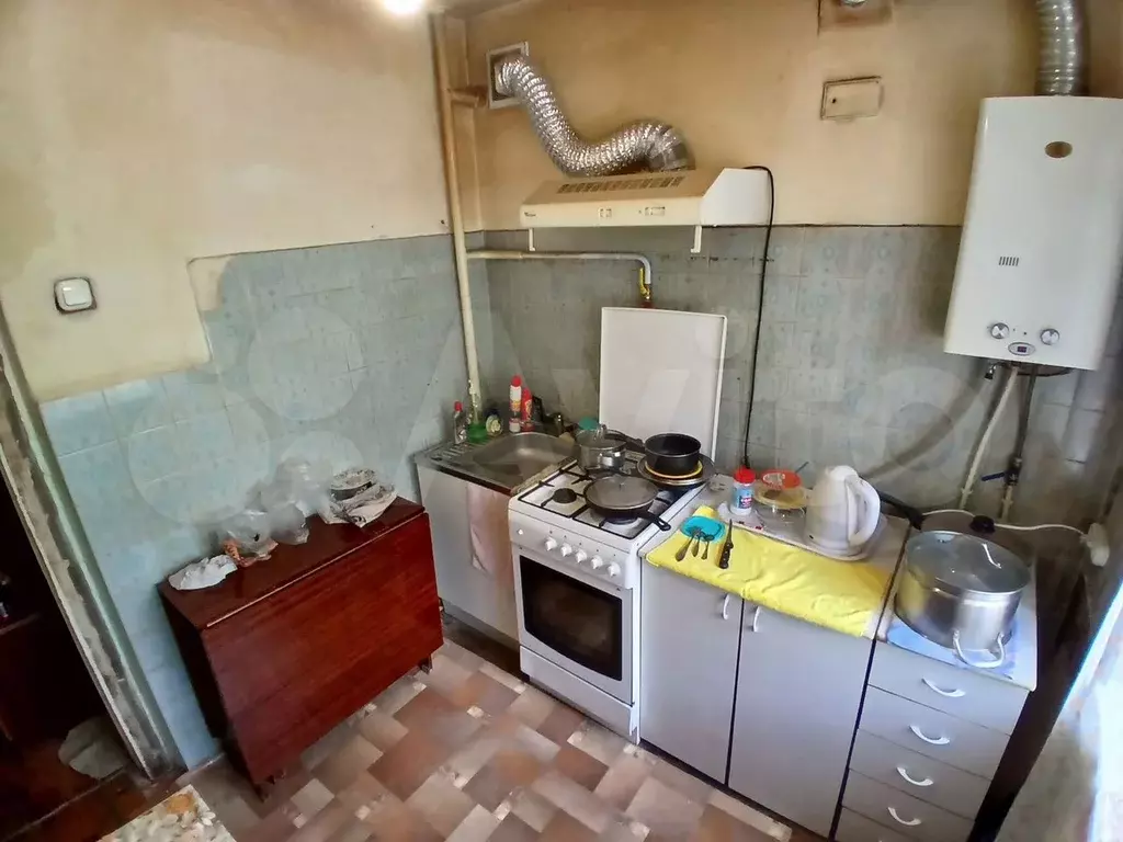 Комната 14 м в 2-к., 2/5 эт. - Фото 0
