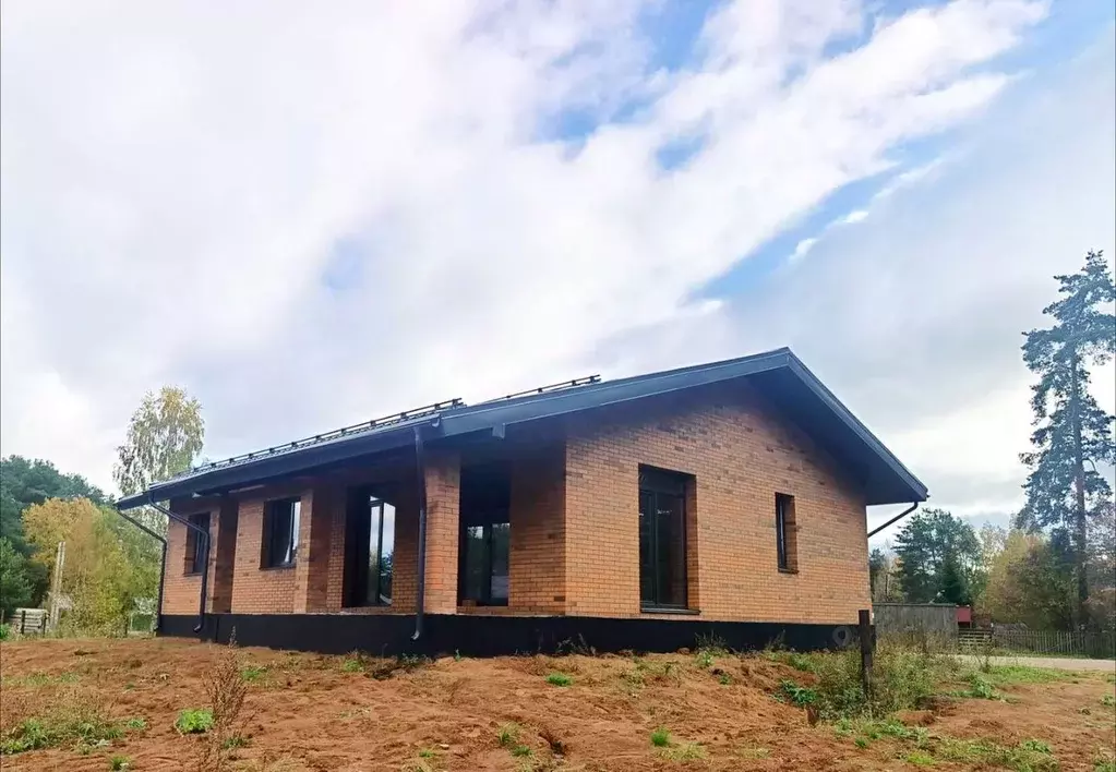 Дом в Кировская область, Слободской район, Ленинское с/пос, пос. ... - Фото 1