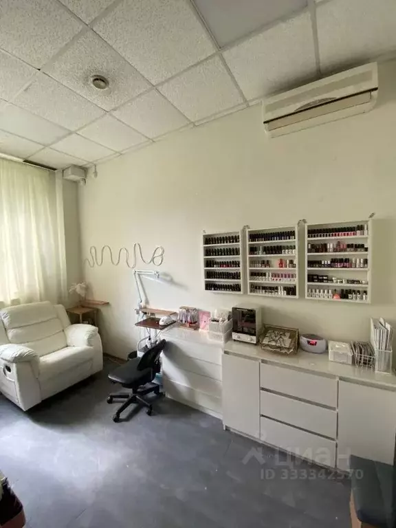 Помещение свободного назначения в Москва ул. Островитянова, 9К2 (15 м) - Фото 1
