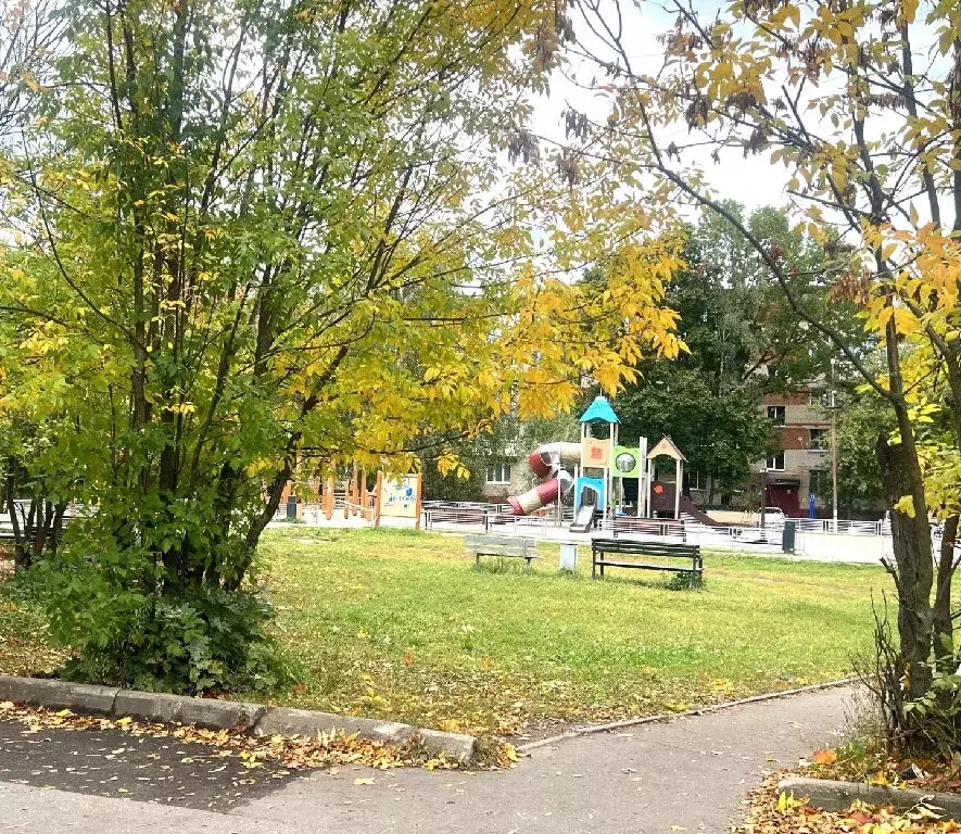 Продается 3-комнатная квартира - Фото 1