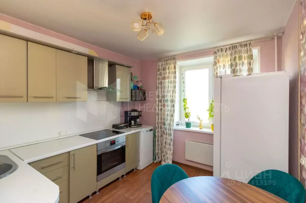 3-к кв. Тюменская область, Тюмень ул. Ю.-Р.Г. Эрвье, 14к1 (74.0 м) - Фото 1