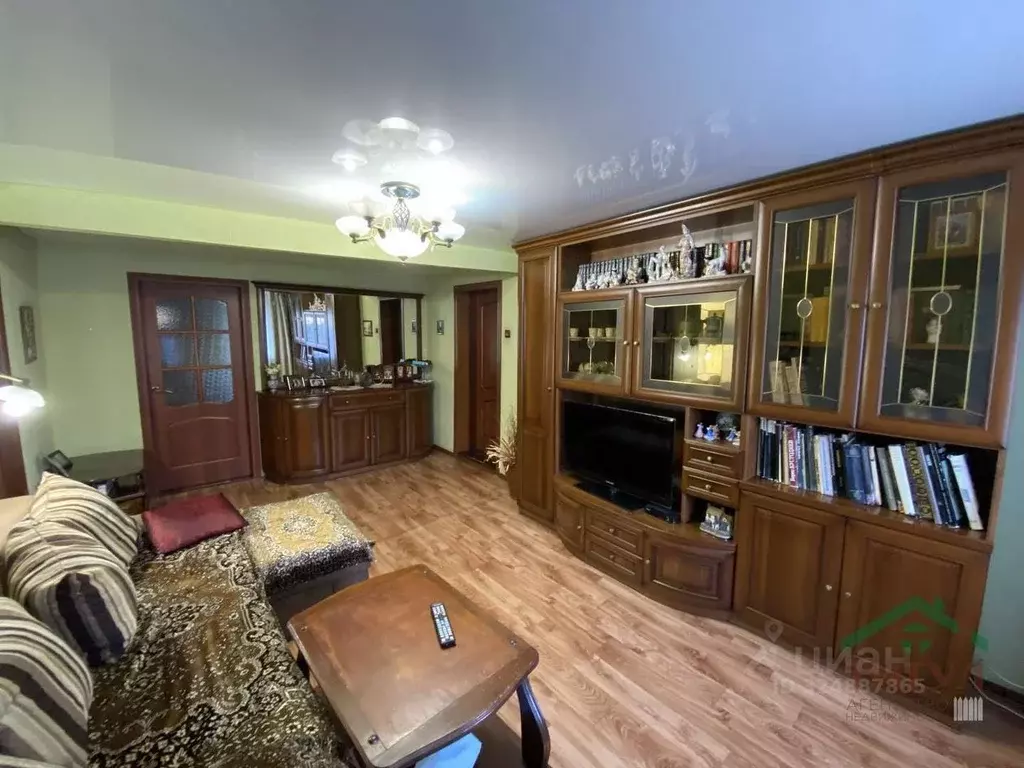 Дом в Астраханская область, Астрахань Ейская ул., 47/19А (70 м) - Фото 1