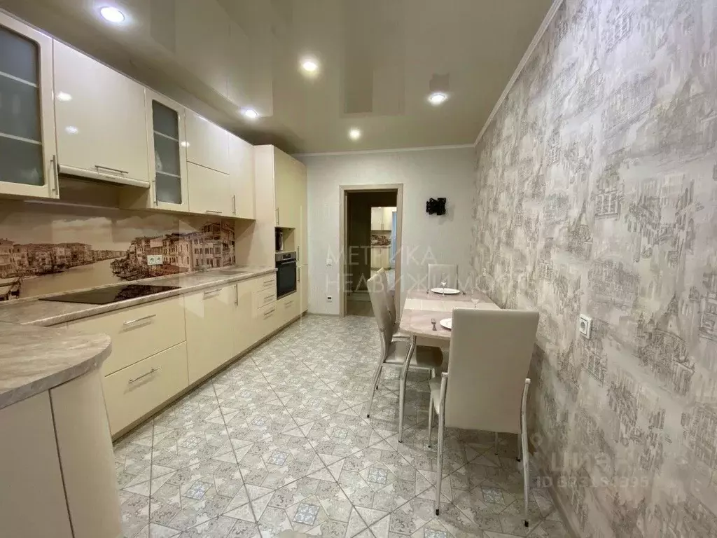 3-к кв. Тюменская область, Тюмень Ямская ул., 90 (91.0 м) - Фото 2