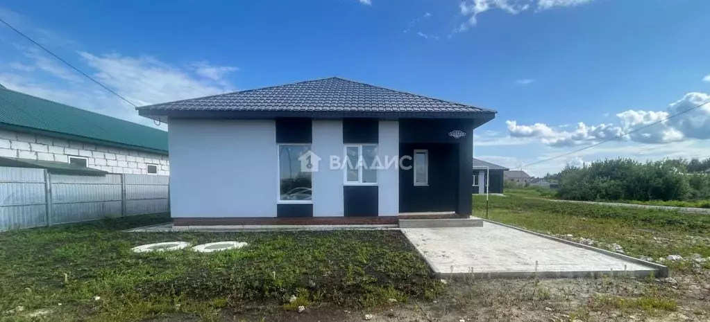 Дом в Пензенская область, Бессоновский район, с. Кижеватово Степная ... - Фото 1