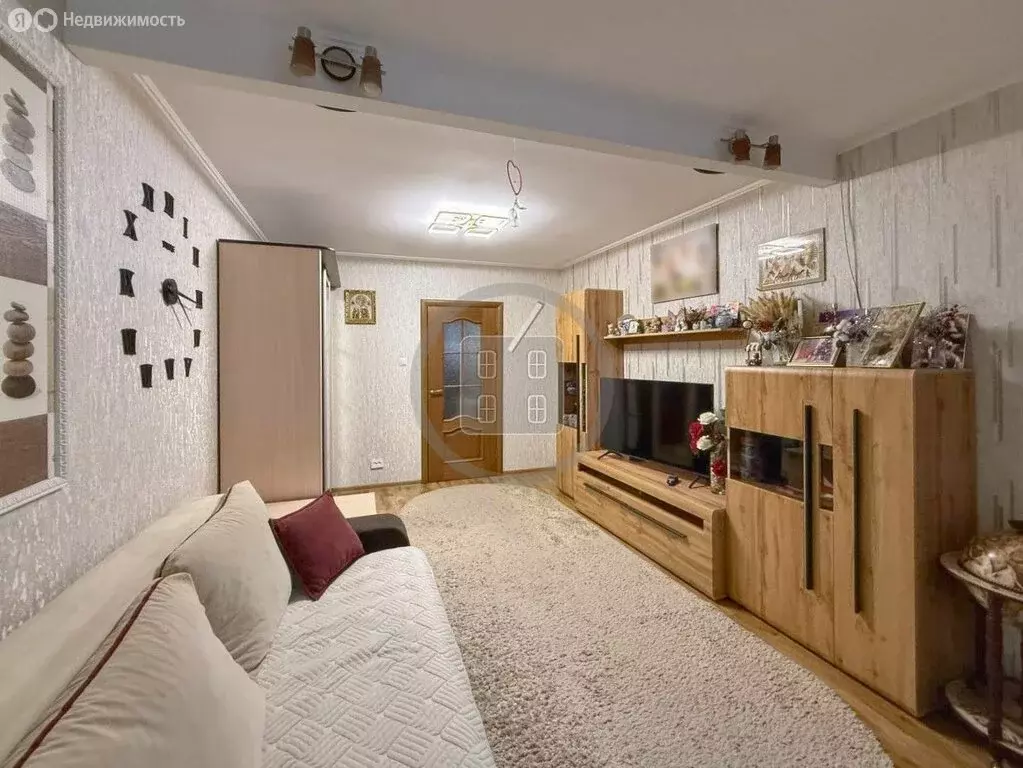 3-комнатная квартира: посёлок Воротынск, Школьная улица, 35 (63 м) - Фото 1