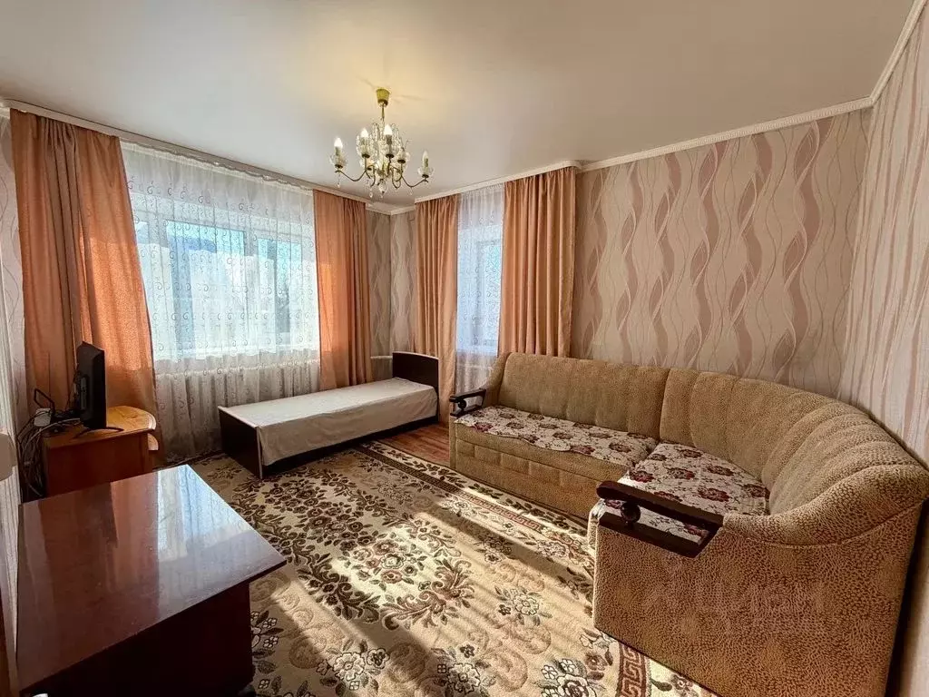 3-к кв. Тюменская область, Ишим Деповская ул., 220 (56.0 м) - Фото 1