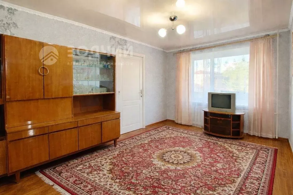 2-к кв. Чувашия, Канаш ул. Разина, 12 (41.7 м) - Фото 1