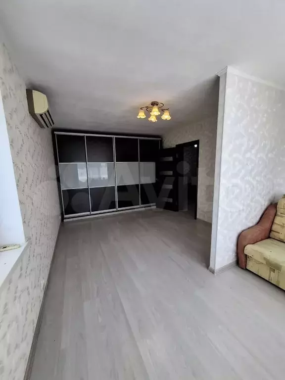 1-к. квартира, 40 м, 8/12 эт. - Фото 0