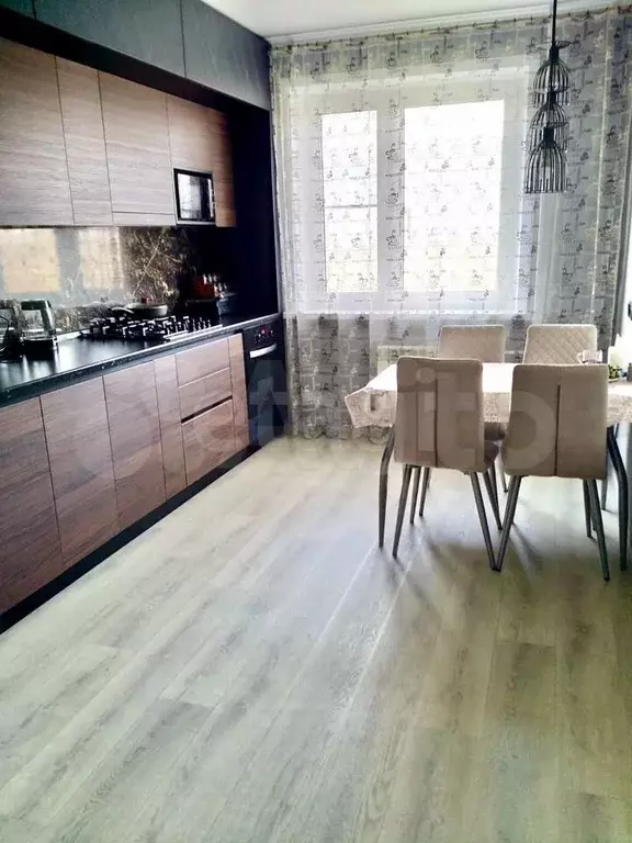 3-к. квартира, 82,4 м, 8/10 эт. - Фото 1