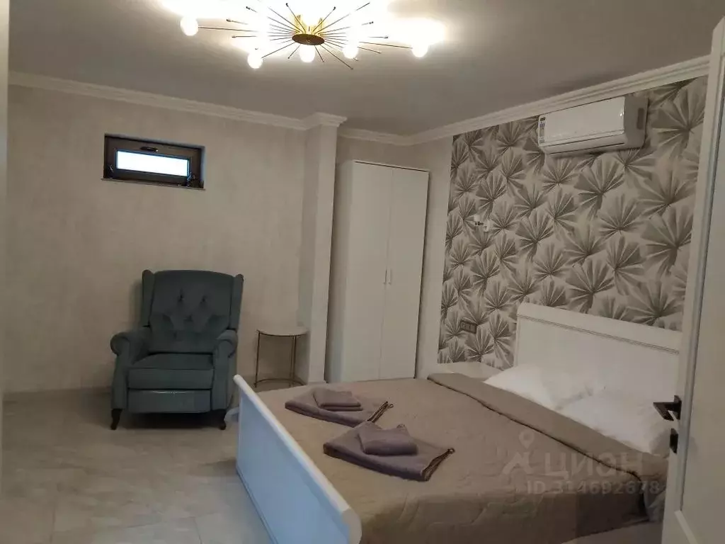 Дом в Краснодарский край, Геленджик ул. Шевченко, 80/1 (270 м) - Фото 1