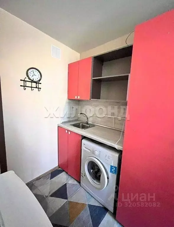 Студия Томская область, Томск Алтайская ул., 97/1 (13.0 м) - Фото 1