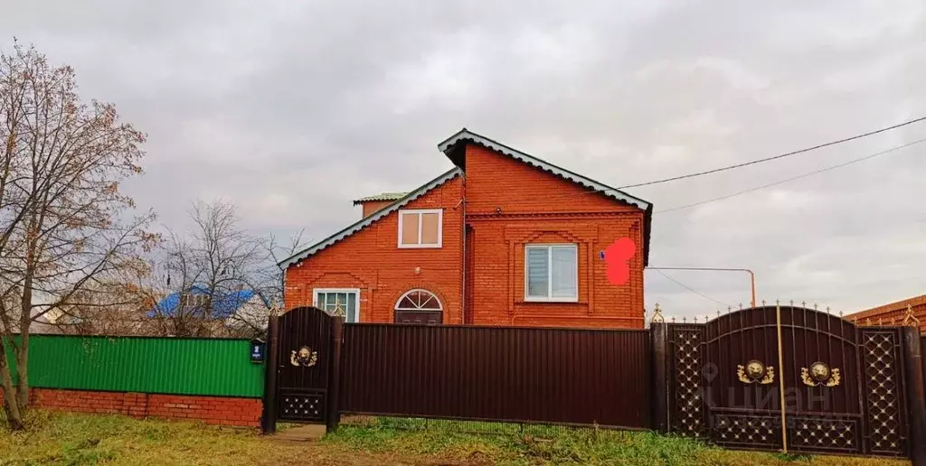 Дом в Башкортостан, Илишевский район, Яркеевский сельсовет, с. ... - Фото 1