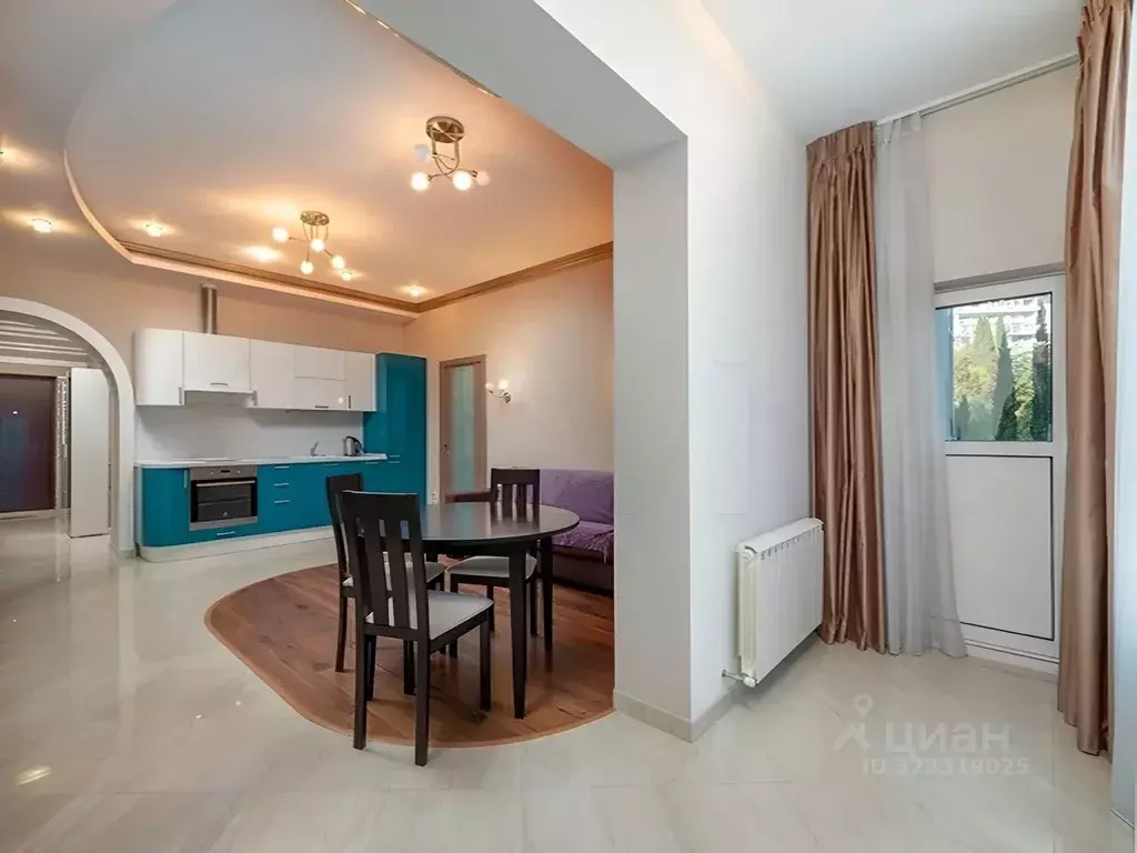 2-к кв. Краснодарский край, Сочи Светлана мкр, ул. Гагринская, 10 ... - Фото 1