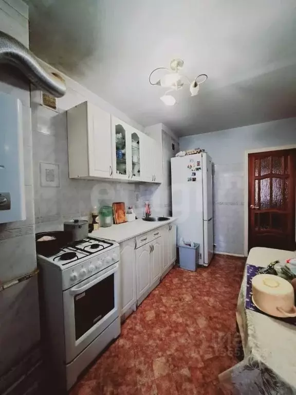 3-к кв. Саратовская область, Балашов ул. Орджоникидзе, 4 (59.4 м) - Фото 0