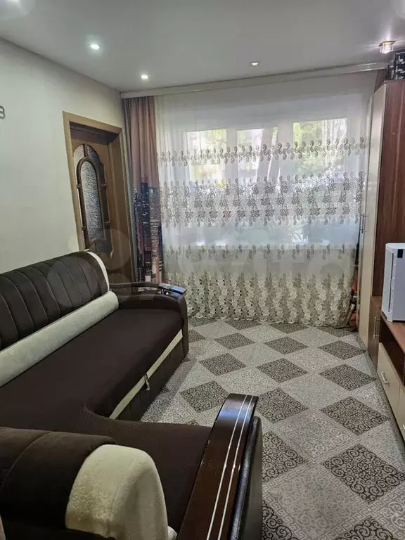 2-к. квартира, 50 м, 1/4 эт. - Фото 1