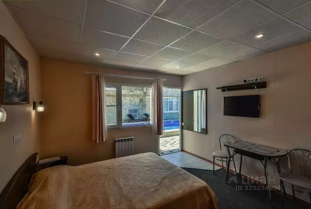 Комната Краснодарский край, Геленджик ул. Циолковского, 30 - Фото 1