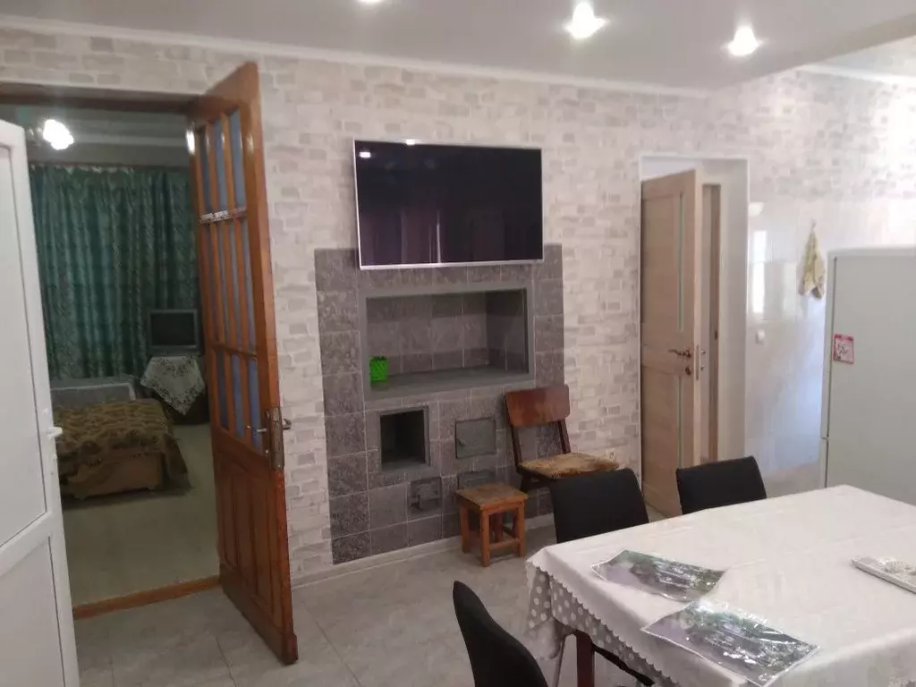 3-к кв. Крым, Ялта ул. Ломоносова, 29 (70.0 м) - Фото 0