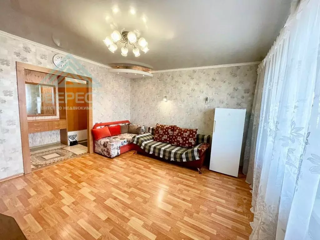 4-к кв. Хакасия, Абакан ул. Крылова, 106к2 (90.1 м) - Фото 1