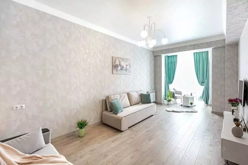 1-к кв. Ставропольский край, Кисловодск ул. Декабристов, 36/1 (65.0 м) - Фото 1