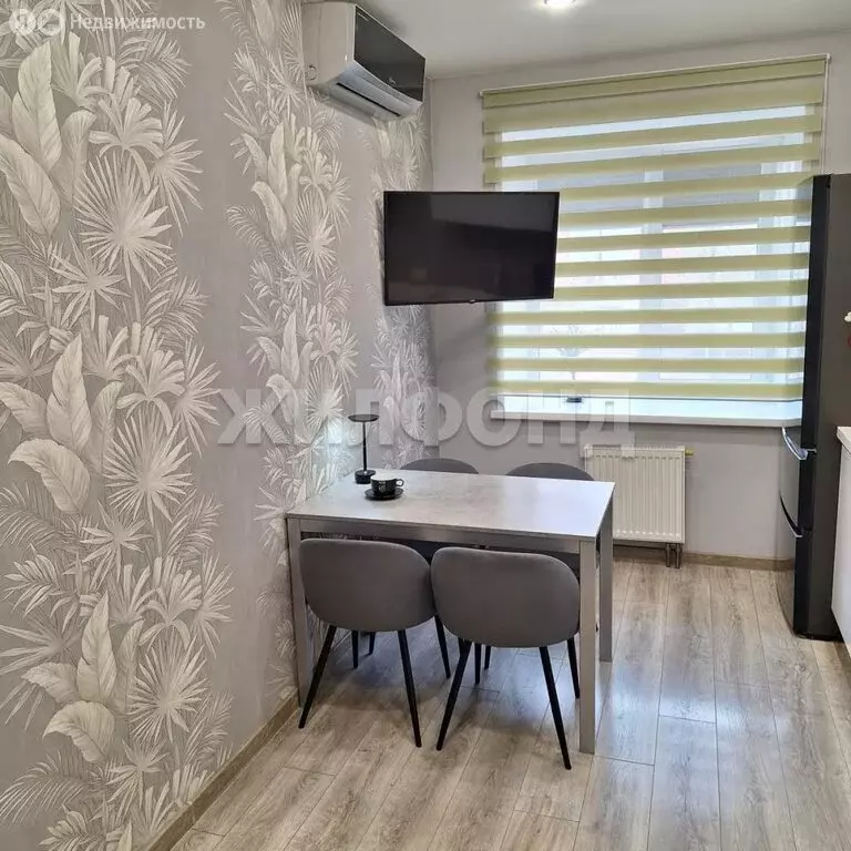 3-комнатная квартира: Абакан, проспект Дружбы Народов, 43А (90.6 м) - Фото 1