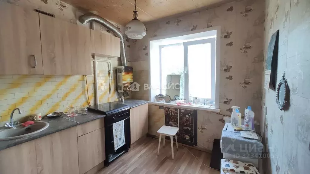 2-к кв. Брянская область, Брянск Октябрьская ул., 39 (43.8 м) - Фото 0