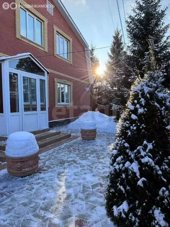 Дом в Омск, Меридиальная улица (346 м) - Фото 2