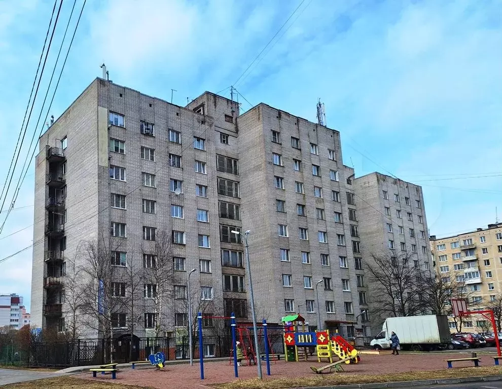 Комната 13 м в 8-к., 9/9 эт. - Фото 0