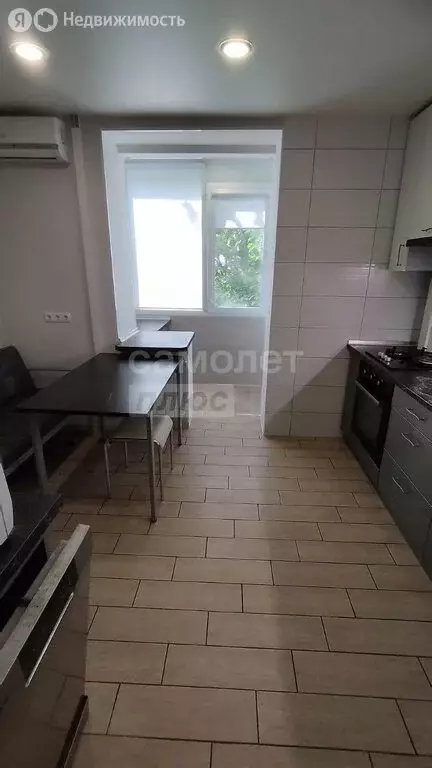 2-комнатная квартира: Симферополь, улица Лебедева, 46 (53.1 м) - Фото 1