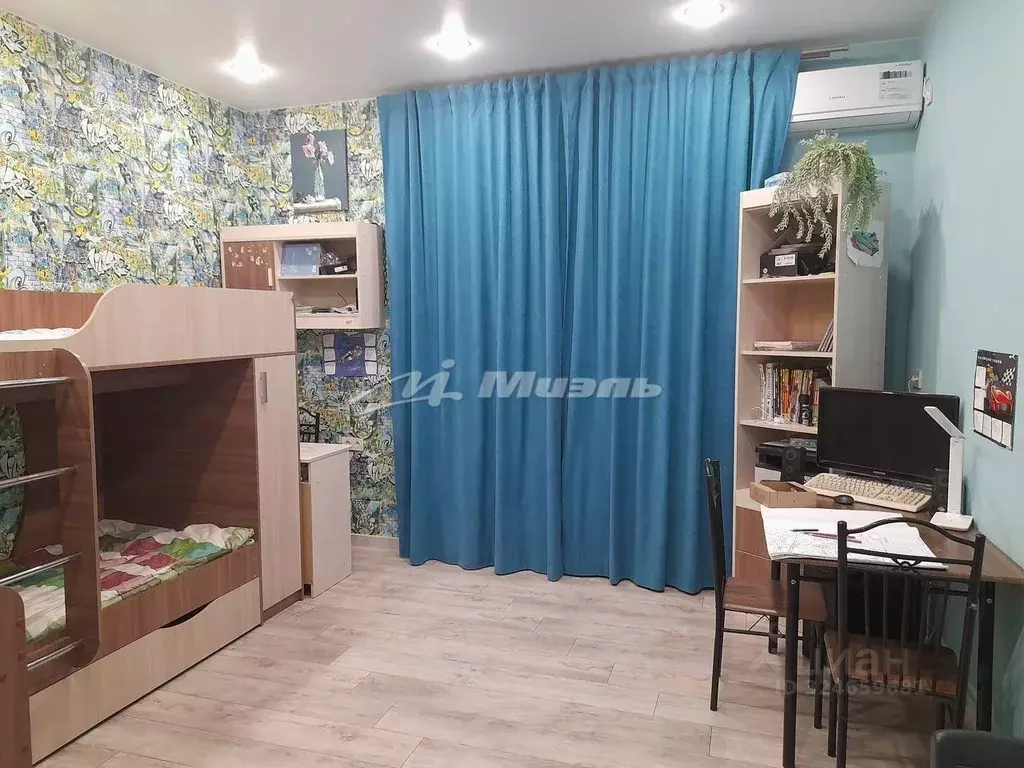 Дом в Крым, Симферопольский район, Добровское с/пос, с. Пионерское ул. ... - Фото 2