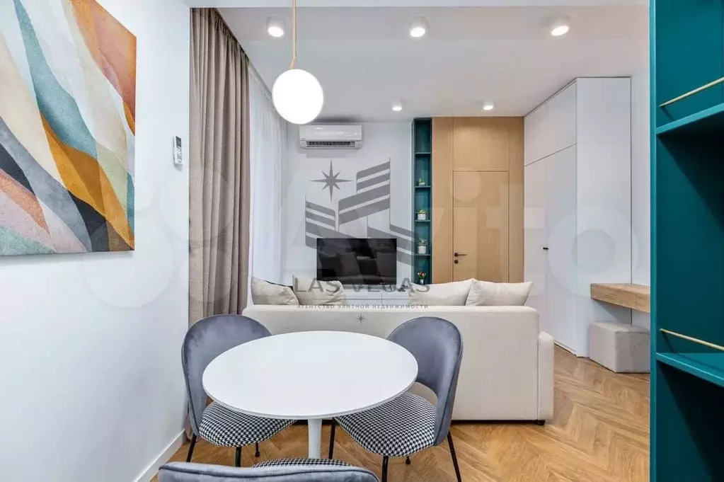 2-к. квартира, 40 м, 10/27 эт. - Фото 1