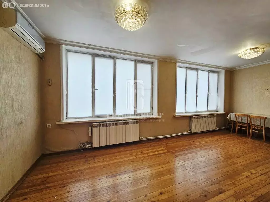 3-комнатная квартира: Махачкала, улица Макарова, 19 (83.48 м) - Фото 1