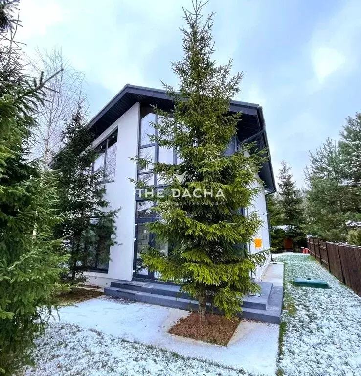 Дом в Калужская область, Малоярославецкий муниципальный округ, деревня ... - Фото 1