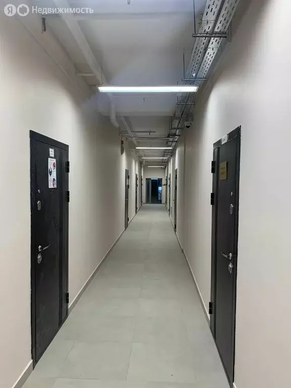 Офис (700 м) - Фото 1