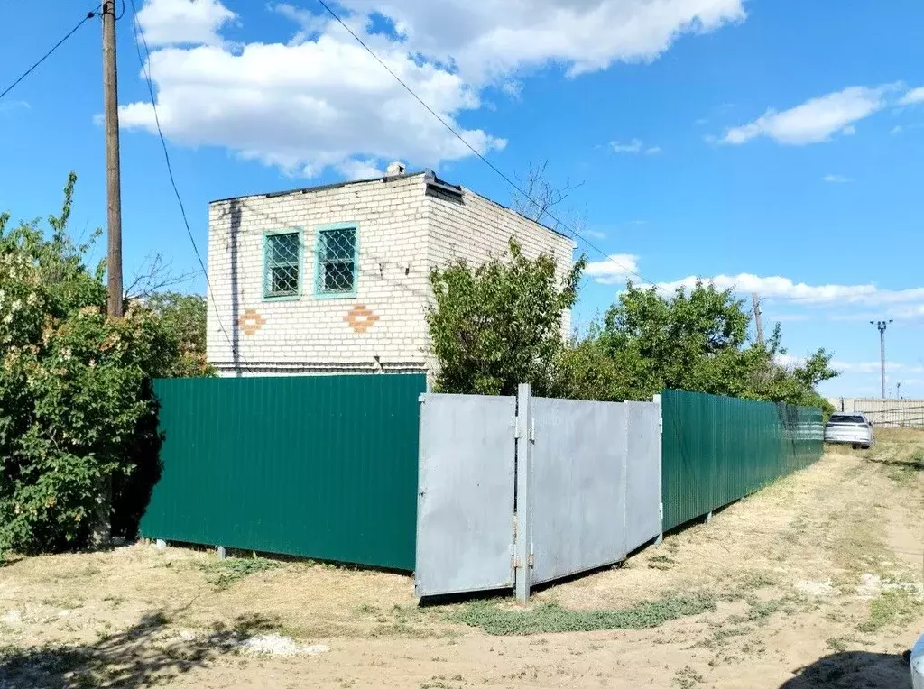 Дом в Волгоградская область, Волжский Дары Природы СНТ, ул. ... - Фото 0