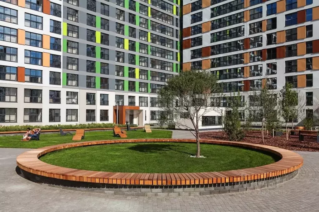 1-к кв. Тюменская область, Тюмень ул. 50 лет Октября, 57Бк2 (37.0 м) - Фото 1